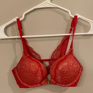 VS Red Lace Bombshell Push-up Bra (32A)